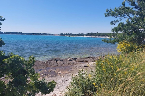 Foto van 4 gasten appartement in Medulin - Vakantiehuis in Ližnjan - AreaSummer5KM