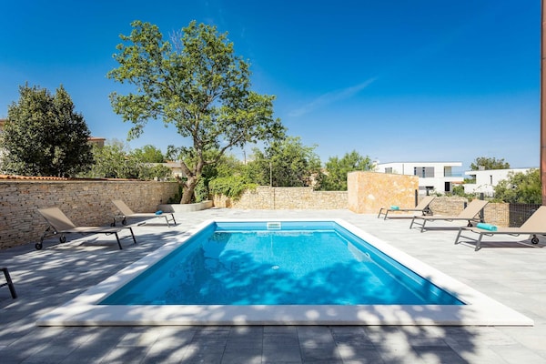 Foto van 4 gasten appartement in Medulin - Vakantiehuis in Ližnjan - PoolOfHouse
