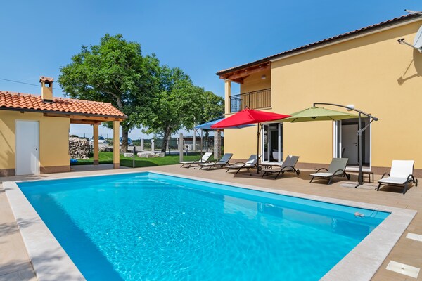 Foto van Vakantiehuis in Buzet met terras - Vakantiehuis in Buzet - PoolOfHouse