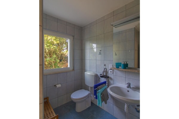 Foto van 1 Villa aan zee - Vakantiehuis in Novalja - Untagged