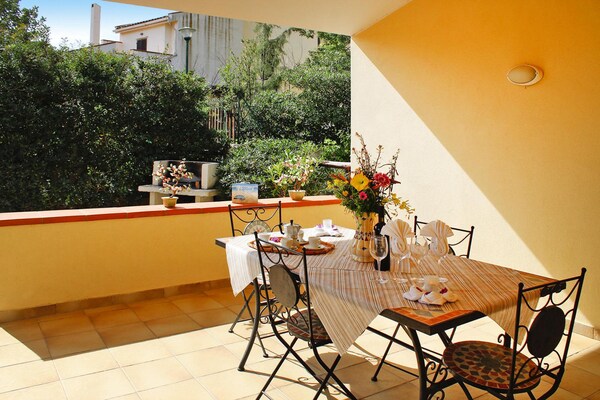 Foto van Appartement aan Costa Rei bij witte stranden - Vakantiehuis in Costa Rei, Castiadas, Sardegna - terrace
