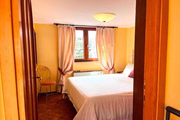 Foto van Romeinse basis nabij de golfbaan Marco Simone - Vakantiehuis in Roma - BedRoom