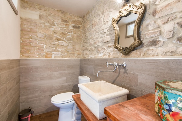 Foto van Landhuis in Vallefoglia met Zwembad en Uitzicht - Vakantiehuis in Vallefoglia - BathRoom