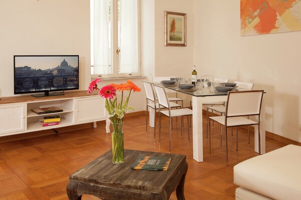 Foto van Stadshuis op Piazza del Popolo - Vakantiehuis in Roma - LivingRoom