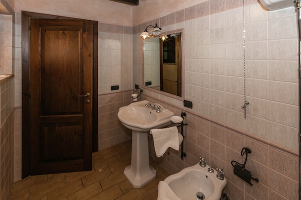 Foto van Boerderij in Montoro bij Kasteel - Vakantiehuis in Montoro - BathRoom