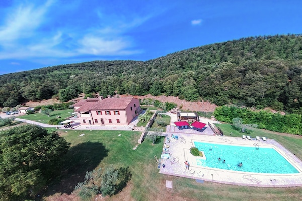 Foto van Boerderij in Montoro bij Kasteel - Vakantiehuis in Montoro - ExteriorSummer