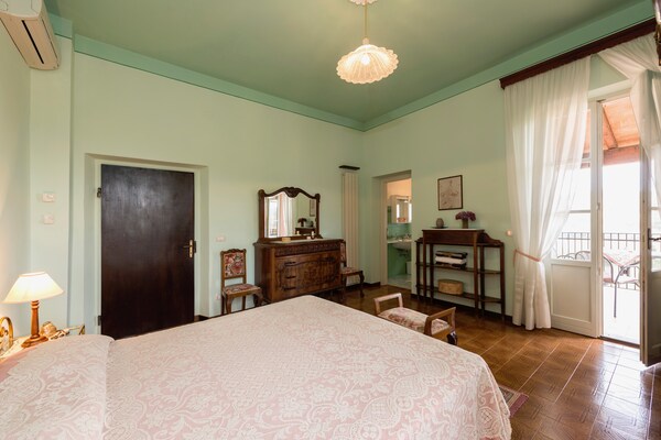 Foto van Villa in Città della Pieve bij Meer - Vakantiehuis in Città Della Pieve - BedRoom