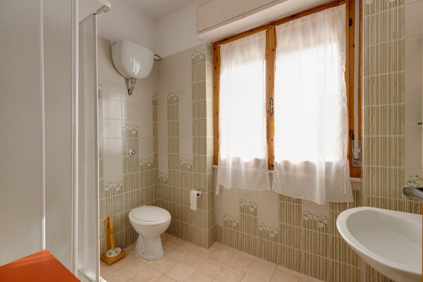 Foto van Appartement op slechts 100 meter van de zee - Vakantiehuis in Castelsardo - BathRoom