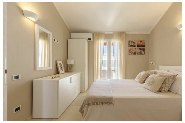 Foto van EEN WONING AAN ZEE, waar de zee van Villasimius uw thuis wordt. - Untagged