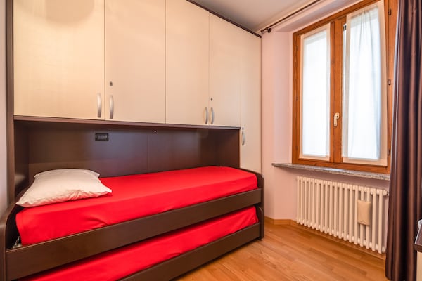 Foto van Gezellig appartement in het centrum van Meina - Vakantiehuis in Meina - BedRoom