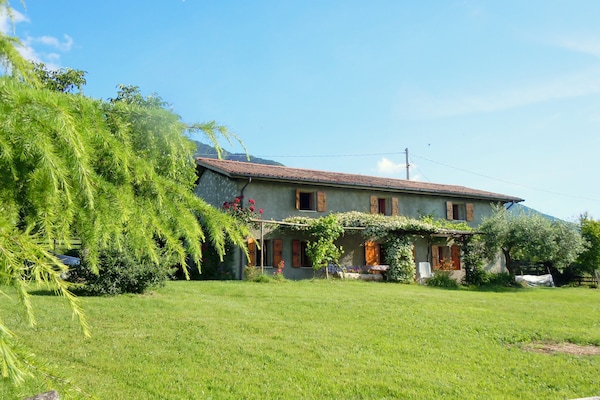 Foto van Ruim huisje in Veneto - Vakantiehuis in Crespano del Grappa - ExteriorSummer