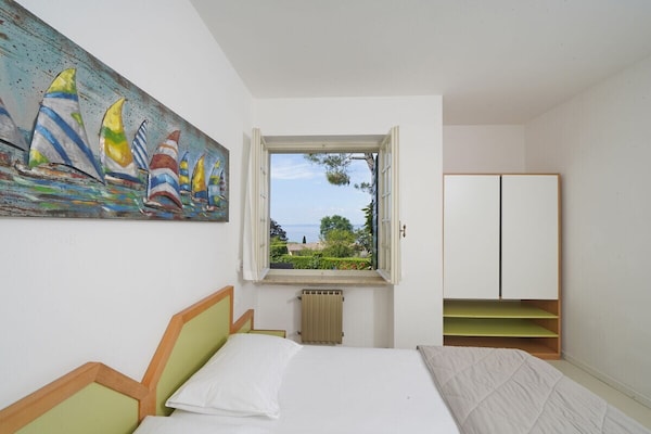 Foto van Driekamerappartement in Arca met uitzicht op het meer - Untagged