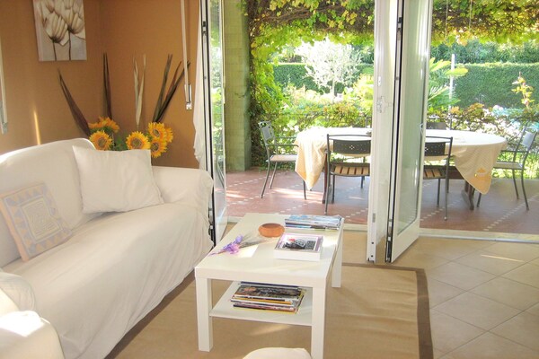 Foto van Villa in Lazise met uitzicht op Gardameer - Vakantiehuis in Lazise - LivingRoom