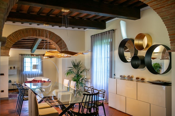 Foto van Tijdloos Toscaans vakantieverblijf - Vakantiehuis in  - DiningRoom