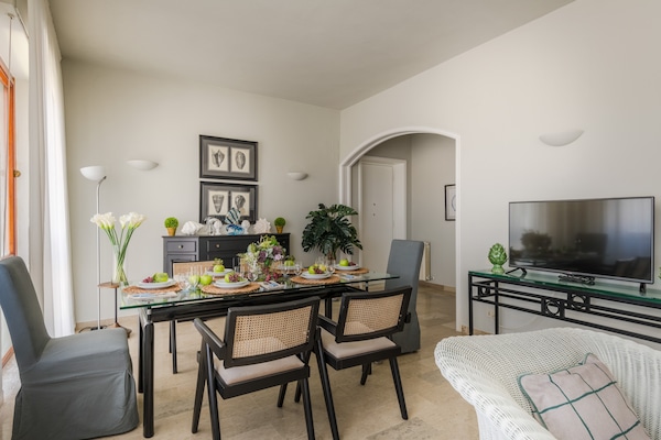 Foto van Appartement in Lido di Camaiore bij Strand - Vakantiehuis in Lido di Camaiore - DiningRoom