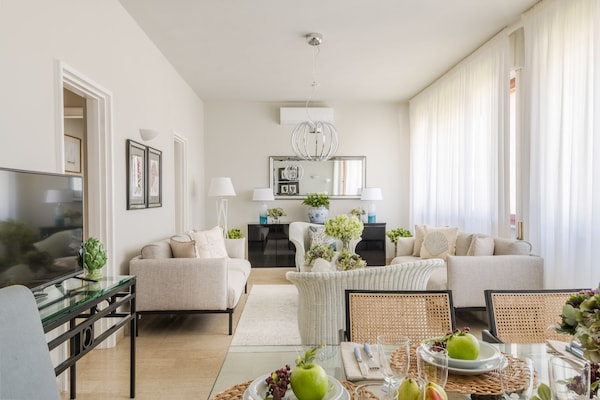 Foto van Appartement in Lido di Camaiore bij Strand - Vakantiehuis in Lido di Camaiore - LivingRoom