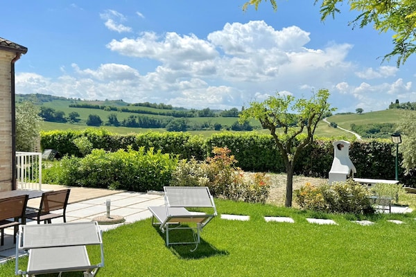 Foto van Ruim verblijf in Montelupone - Vakantiehuis in Montelupone (MC) - GardenSummer