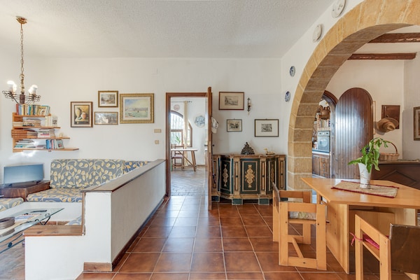 Foto van Villa in Partinico bij het Strand - Vakantiehuis in Partinico - LivingRoom