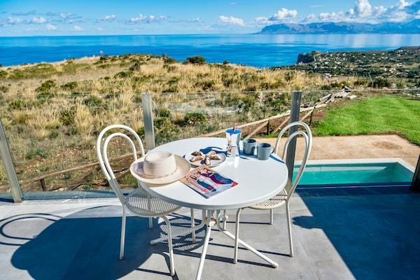 Foto van Villa in Castellammare bij de kust - Vakantiehuis in Castellammare del Golfo - TerraceBalcony