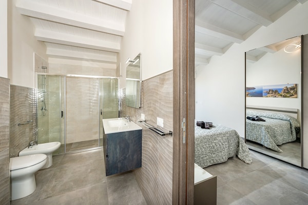 Foto van Villa in Scopello met Uitzicht op Zee - Vakantiehuis in Castellammare del Golfo - BedRoom