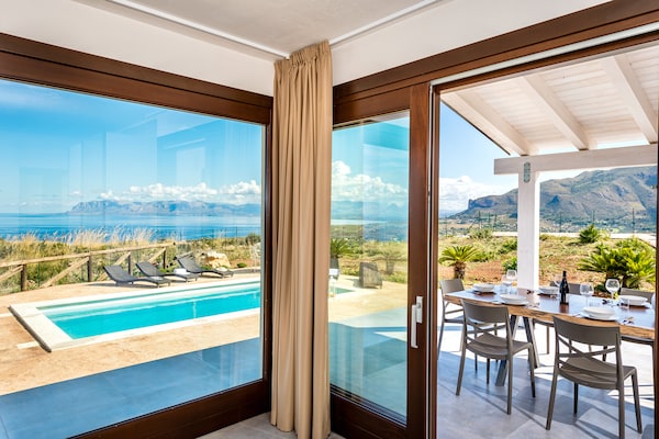 Foto van Villa in Scopello met Uitzicht op Zee - Vakantiehuis in Castellammare del Golfo - TerraceBalcony