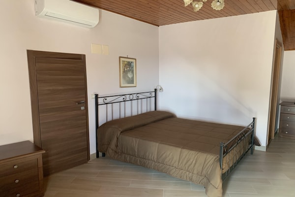 Foto van Familie Siciliaans Erfgoedhuis - Vakantiehuis in TRECASTAGNI - BedRoom
