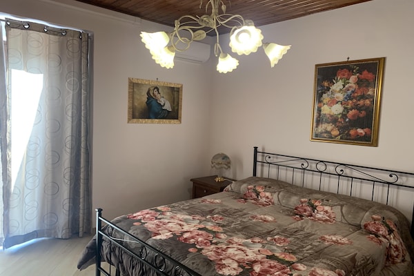 Foto van Familie Siciliaans Erfgoedhuis - Vakantiehuis in TRECASTAGNI - BedRoom
