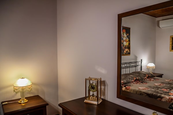Foto van Familie Siciliaans Erfgoedhuis - Vakantiehuis in TRECASTAGNI - BedRoom