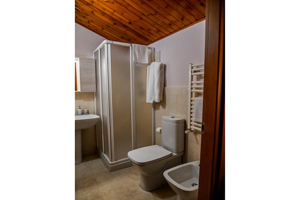 Foto van Familie Siciliaans Erfgoedhuis - Vakantiehuis in TRECASTAGNI - BathRoom