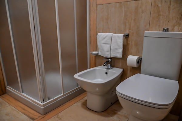 Foto van Familie Siciliaans Erfgoedhuis - Vakantiehuis in TRECASTAGNI - BathRoom