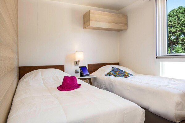 Foto van Stacaravan met 3 slaapkamers in Vendres-Plage - Vakantiehuis in Vendres-Plage - BedRoom