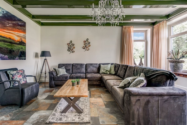 Foto van Vakantiehuis in  - Vakantiehuis in  - LivingRoom