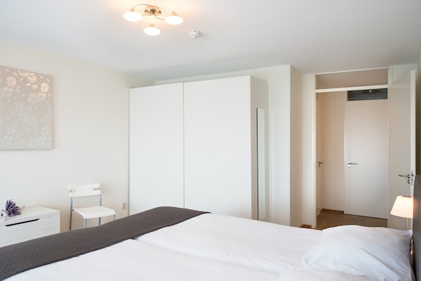 Foto van Luxe appartement in Scheveningen Haven - Vakantiehuis in Den Haag - LivingRoom