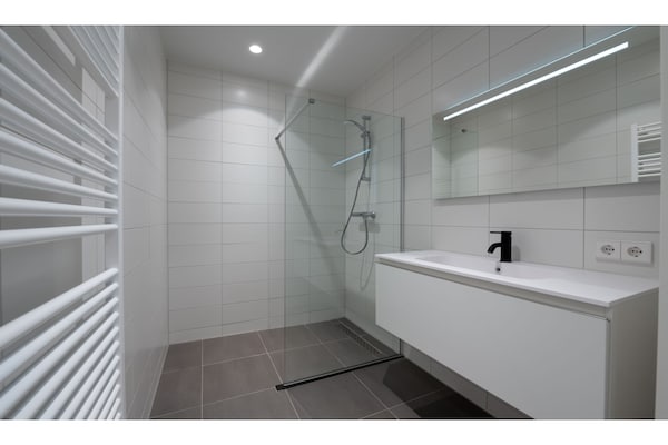 Foto van Loft in Zeeland bij Veerse Meer en Marina - Vakantiehuis in Kamperland - BathRoom