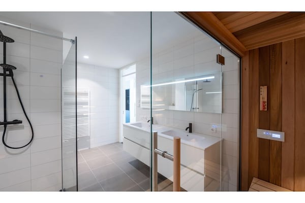 Foto van Loft in Zeeland bij Veerse Meer en Marina - Vakantiehuis in Kamperland - BathRoom
