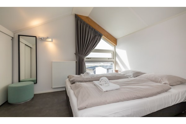 Foto van Vakantiehuis in Renesse bij het Strand - Vakantiehuis in Renesse - BedRoom