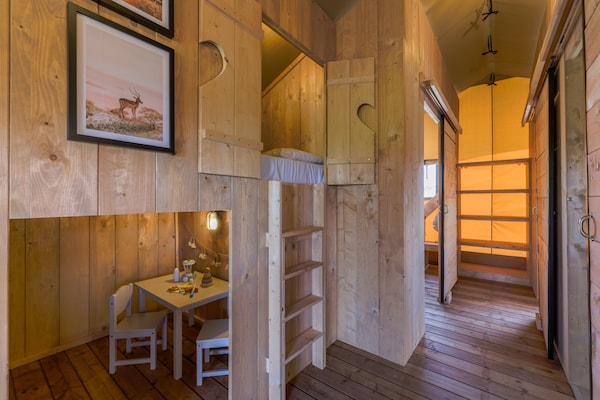 Foto van Safarilodge aan het IJsselmeer - Vakantiehuis in Andijk - DiningRoom