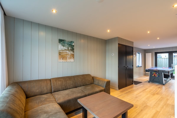 Foto van Groepsreisje Callantsoog | Strand - Vakantiehuis in Callantsoog - LivingRoom