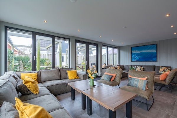 Foto van Groepsreisje Callantsoog | Strand - Vakantiehuis in Callantsoog - LivingRoom