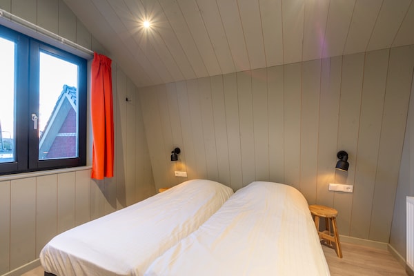 Foto van Groepsreisje Callantsoog | Strand - Vakantiehuis in Callantsoog - BedRoom