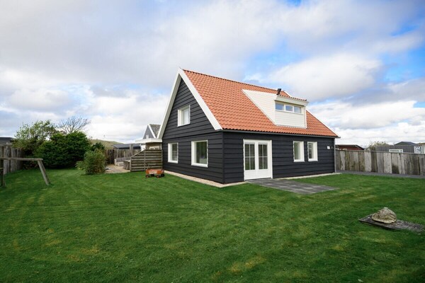 Foto van De wortels van Beach Villa - Vakantiehuis in Callantsoog - Untagged