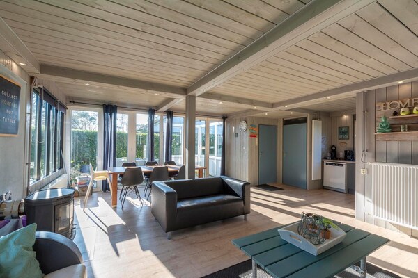 Foto van Familiehuis Julianadorp - Vakantiehuis in Julianadorp aan Zee - LivingRoom