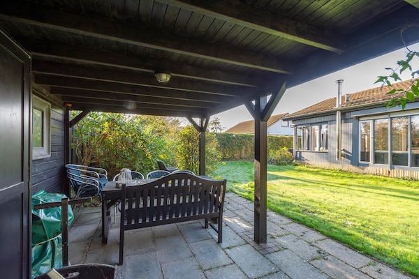 Foto van Familiehuis Julianadorp - Vakantiehuis in Julianadorp aan Zee - TerraceBalcony