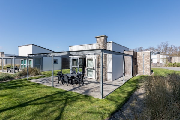 Foto van Ruime eilandvakantie - Vakantiehuis in De Koog - ExteriorSummer