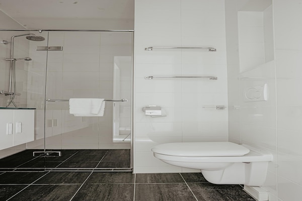 Foto van Appartement aan het Strand met Uitzicht - Vakantiehuis in Egmond aan zee - BathRoom