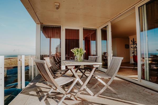 Foto van Appartement aan het Strand met Uitzicht - Vakantiehuis in Egmond aan zee - TerraceBalcony