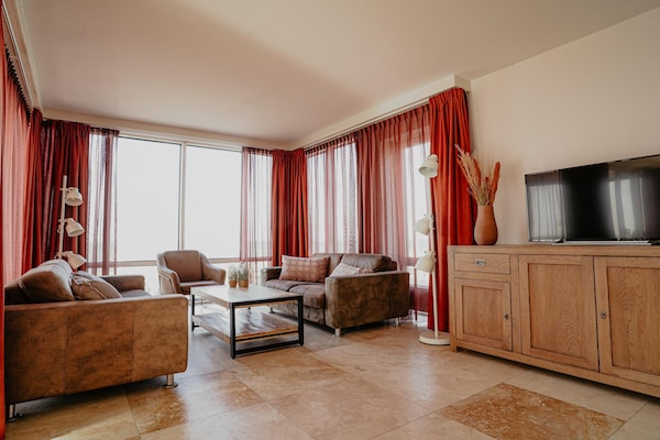 Foto van Appartement aan het Strand met Uitzicht - Vakantiehuis in Egmond aan zee - LivingRoom