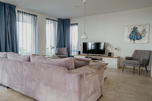 Foto van Appartement in Egmond aan Zee bij Strand - Vakantiehuis in Egmond aan zee - LivingRoom