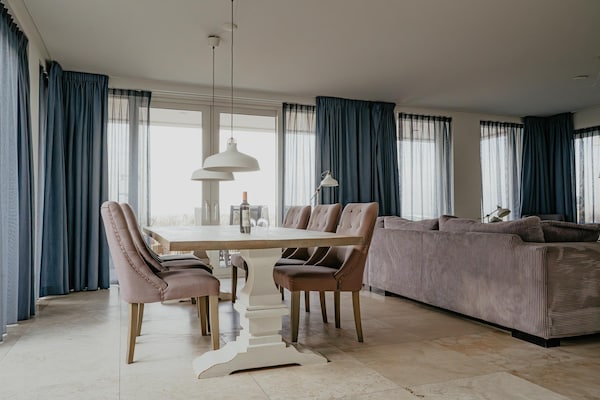 Foto van Appartement in Egmond aan Zee bij Strand - Vakantiehuis in Egmond aan zee - DiningRoom