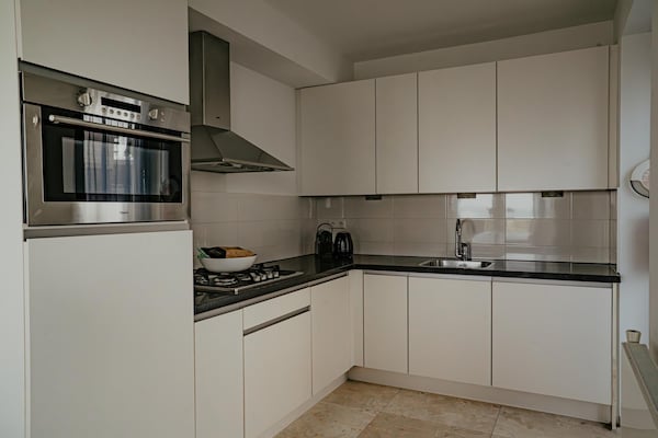 Foto van Appartement in Egmond aan Zee bij Strand - Vakantiehuis in Egmond aan zee - Kitchen